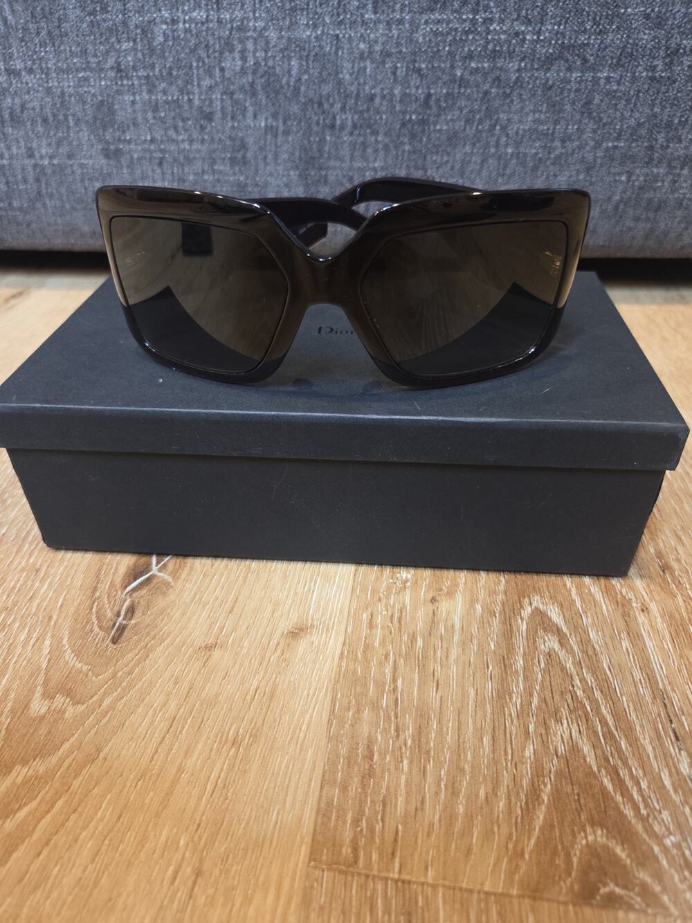 Authentic Christian Dior DiorSoLight2 09QHA Brown Oversized Sunglasses Case